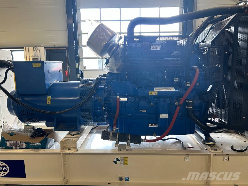 FG Wilson P500-3 - 500 kVA Open Genset - DPX-16019-O 柴油发电机
