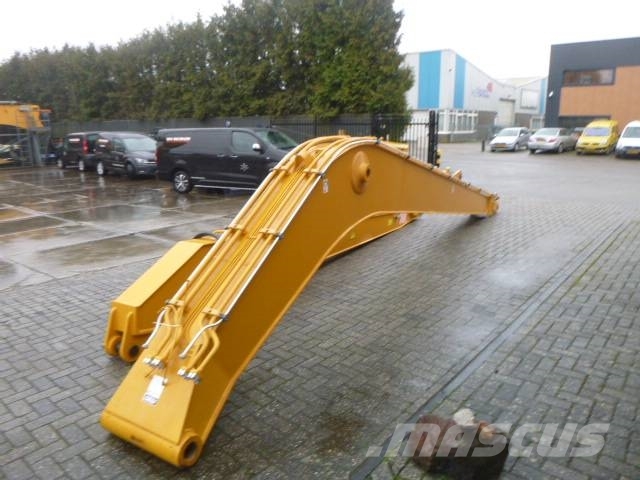 Komatsu PC210LC-10 & PC210LC-11 Long reach Graafarmen