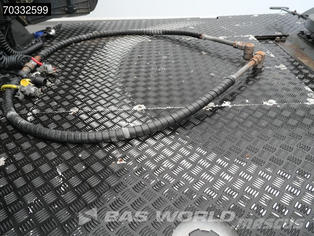 Iveco S-Way 570 4X2 NL-Truck Hydraulic 80%Tyres Navi Sta وحدات الجر