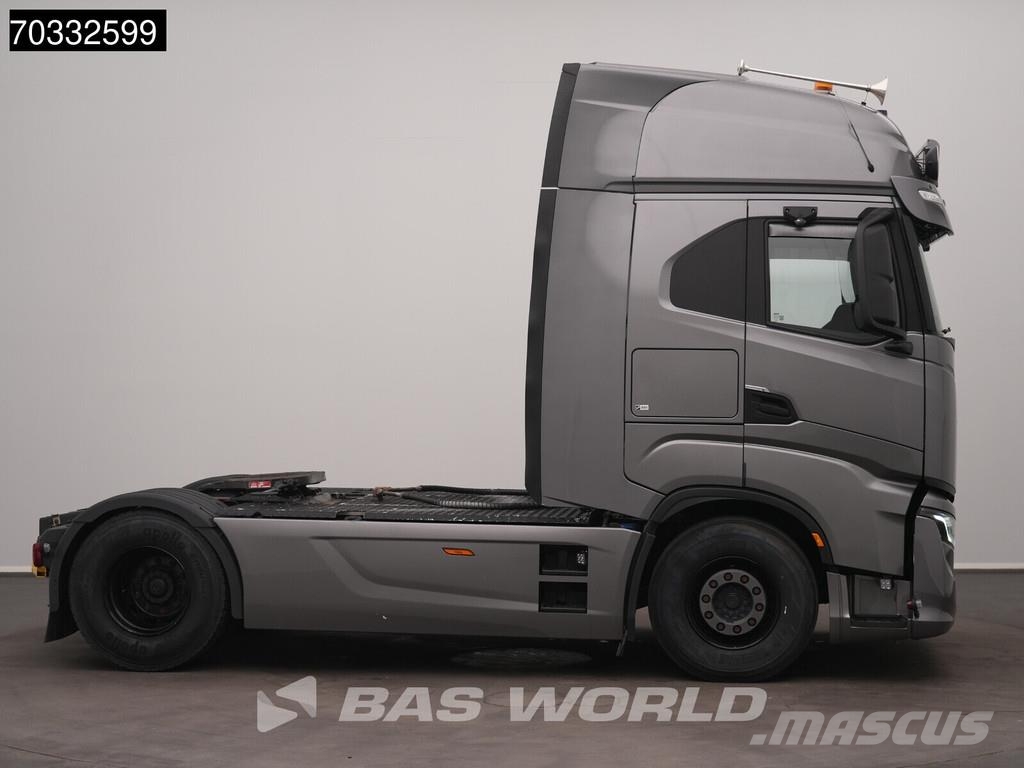 Iveco S-Way 570 4X2 NL-Truck Hydraulic 80%Tyres Navi Sta Camiones tractor