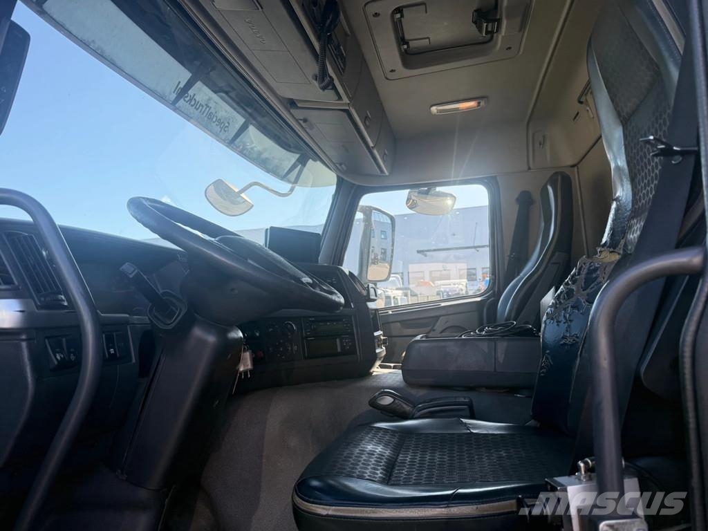 Volvo FM 420 Volvo FM 420 8x4 Tridem – I-Shift – 3 way K Kiperi kamioni