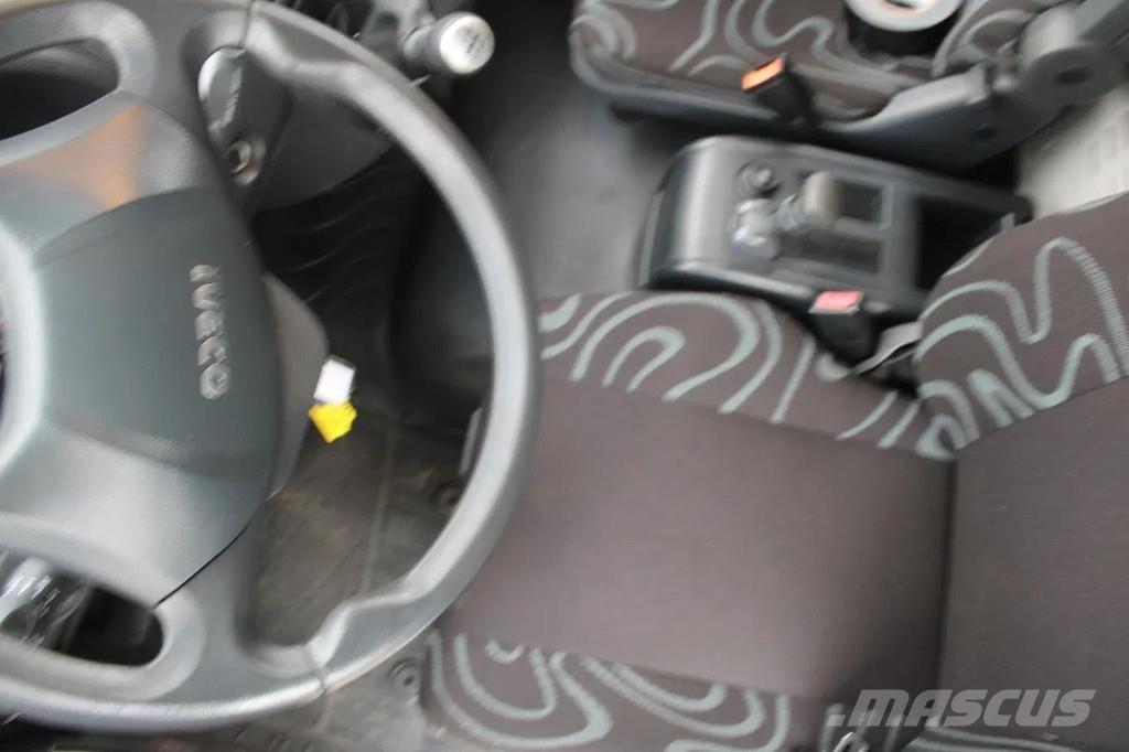 Iveco Eurocargo 80E18 + MANUAL + EURO 5 + 3 SEATS Каросерии