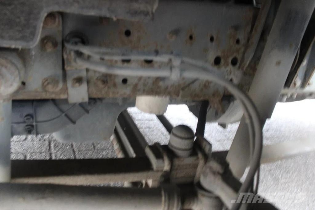 Iveco Eurocargo 80E18 + MANUAL + EURO 5 + 3 SEATS Каросерии