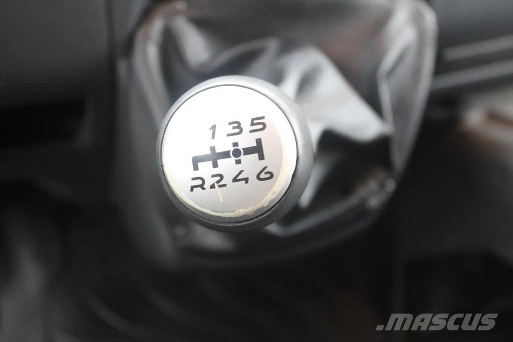 Iveco Eurocargo 80E18 + MANUAL + EURO 5 + 3 SEATS Каросерии