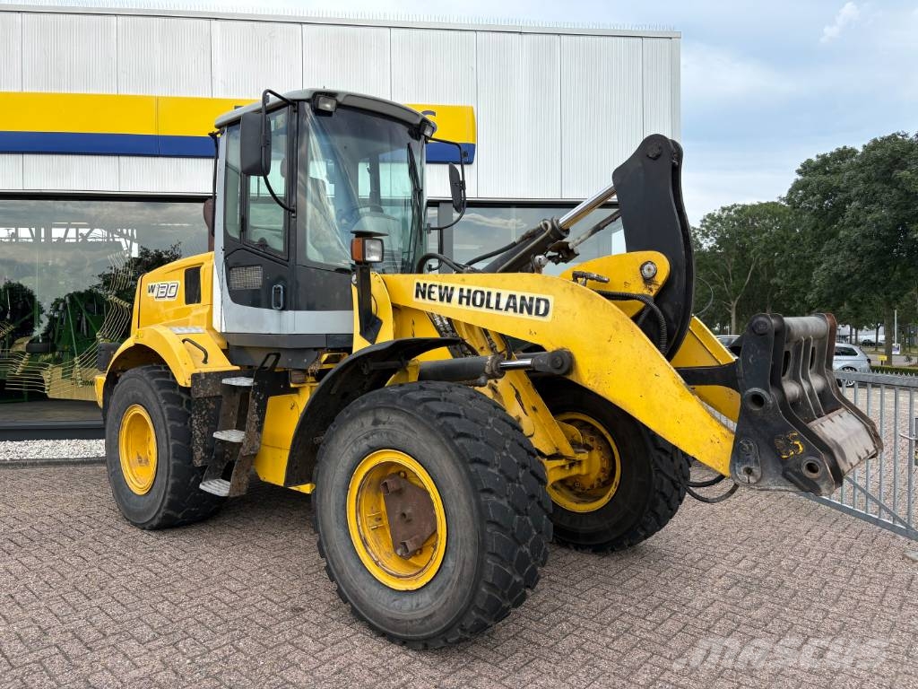 New Holland W 130 B Læssemaskiner på hjul