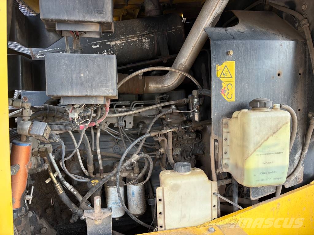 New Holland W 130 B Læssemaskiner på hjul