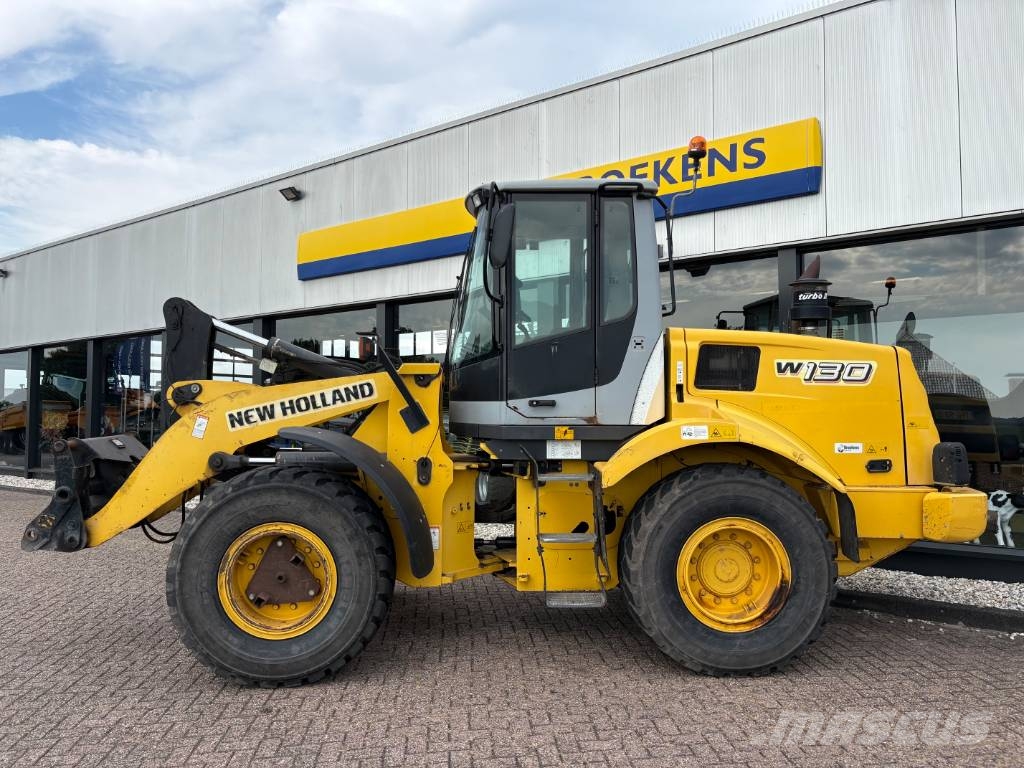 New Holland W 130 B Læssemaskiner på hjul