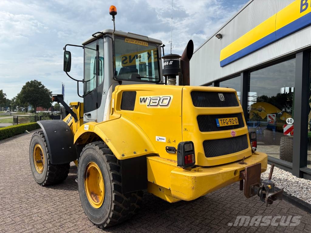 New Holland W 130 B Læssemaskiner på hjul