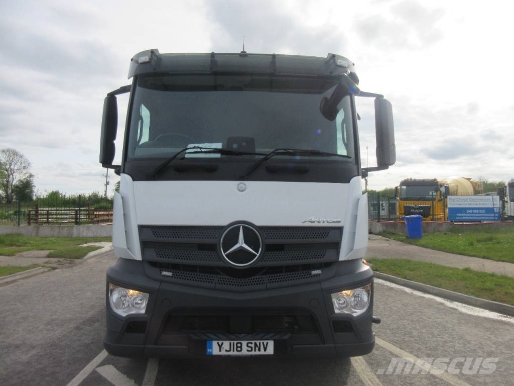 Mercedes-Benz Antos 2535 L Beavertail Flatbed / winch trucks