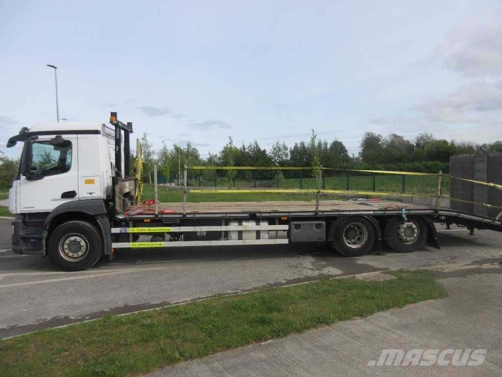 Mercedes-Benz Antos 2535 L Beavertail Flatbed / winch trucks