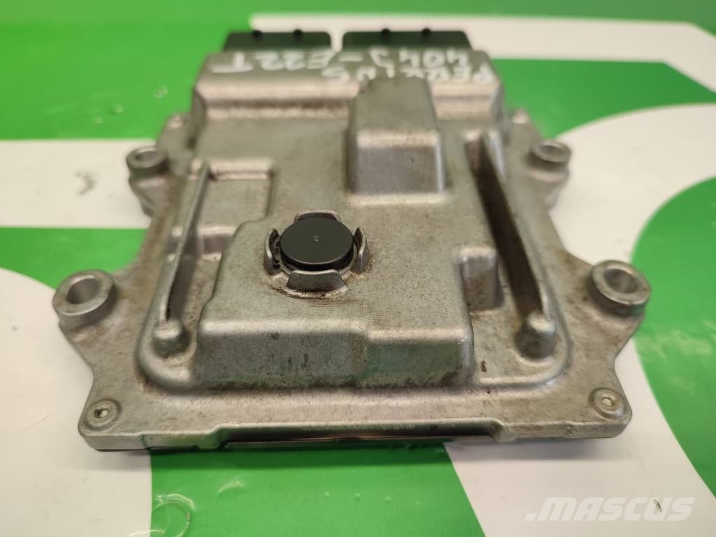 JCB 4CX A6E10 Computer Module ECM Denso MB275700-9353 Elektronik