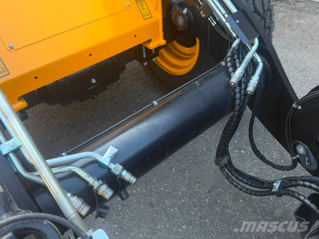 JCB 413 S / 50km/h! / Aurasähköt / Peruutuskamera / Cargadoras sobre ruedas