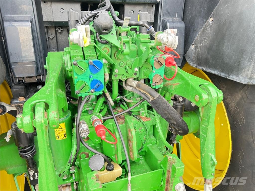 John Deere 6155M Tractoren