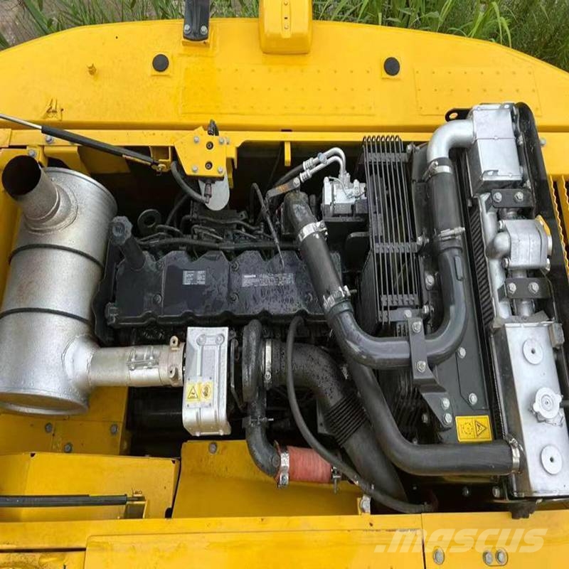 Komatsu PC 200 LC Bagri goseničarji