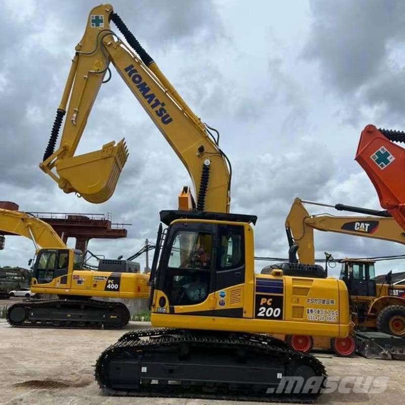 Komatsu PC 200 LC Bagri goseničarji