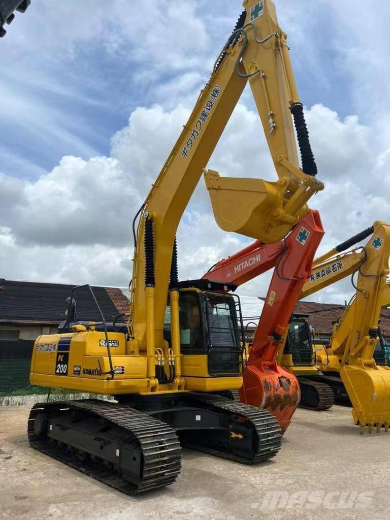 Komatsu PC 200 LC Bagri goseničarji