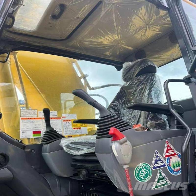 Komatsu PC 200 LC Bagri goseničarji