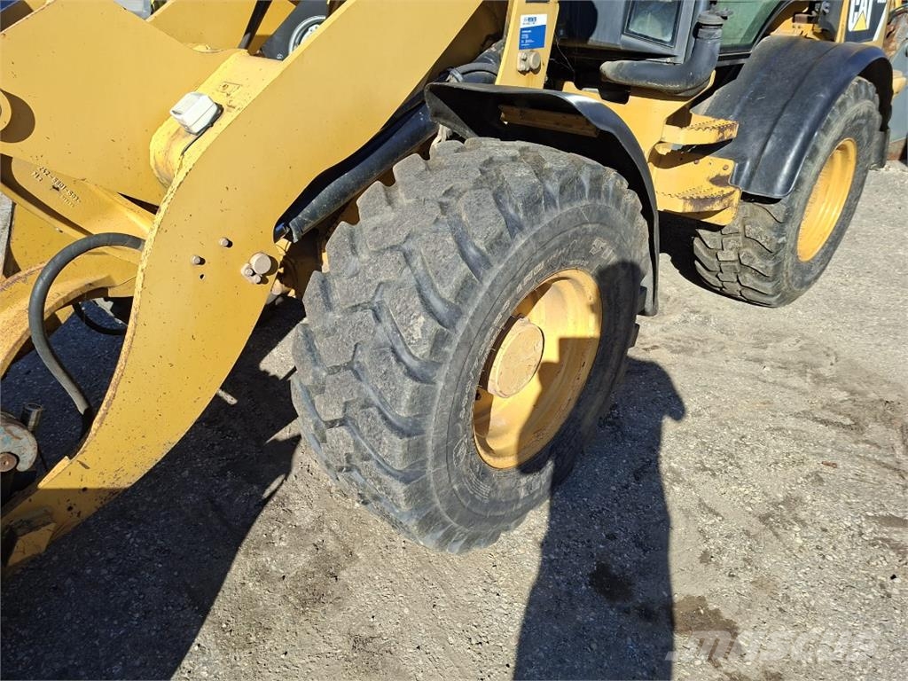 CAT 908 H 휠로우더