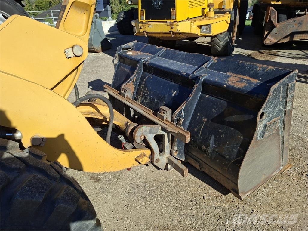 CAT 908 H 휠로우더