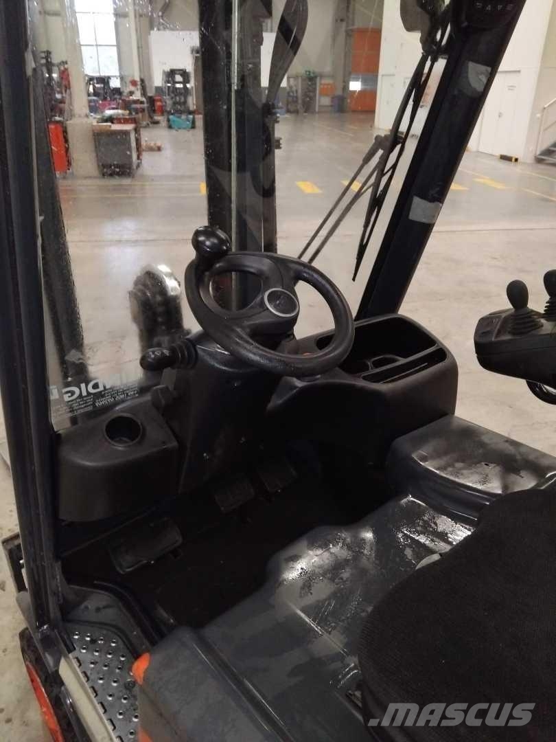 Linde E16H 电动叉车