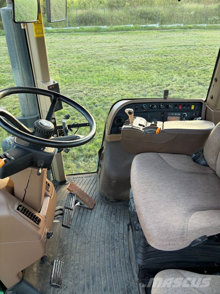 John Deere 7920 Трактора