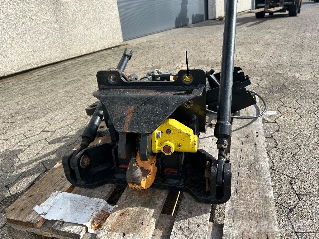 Hitchkrog Til: Puma LWB / T7 Druga oprema za traktorje