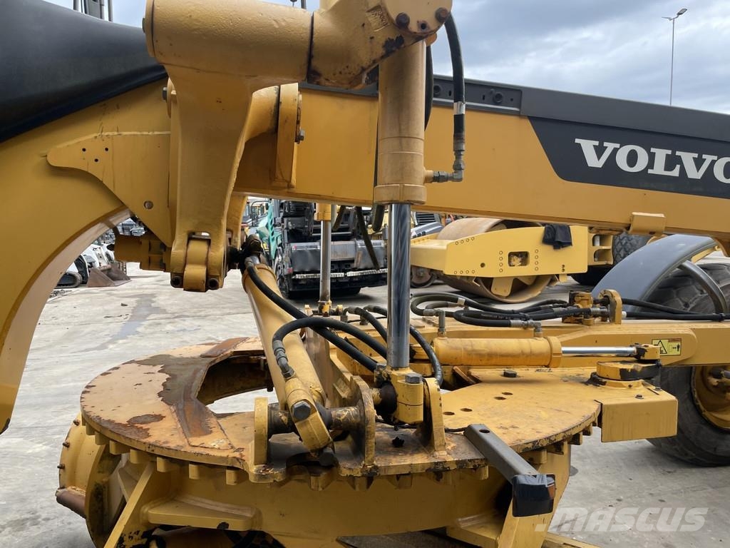 Volvo G 930R Equipamento para triagem