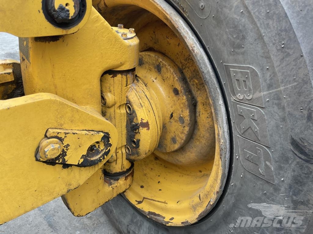 Volvo G 930R Equipamento para triagem