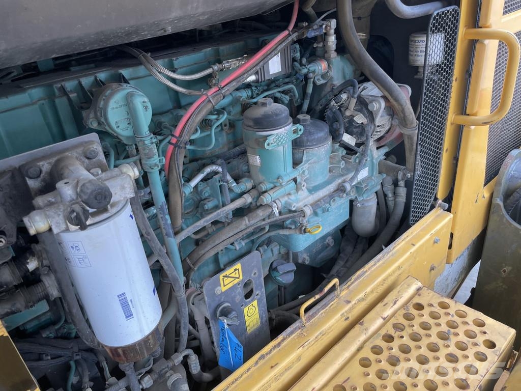 Volvo G 930R Equipamento para triagem