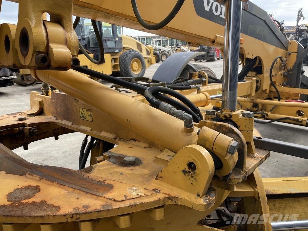 Volvo G 930R Equipamento para triagem