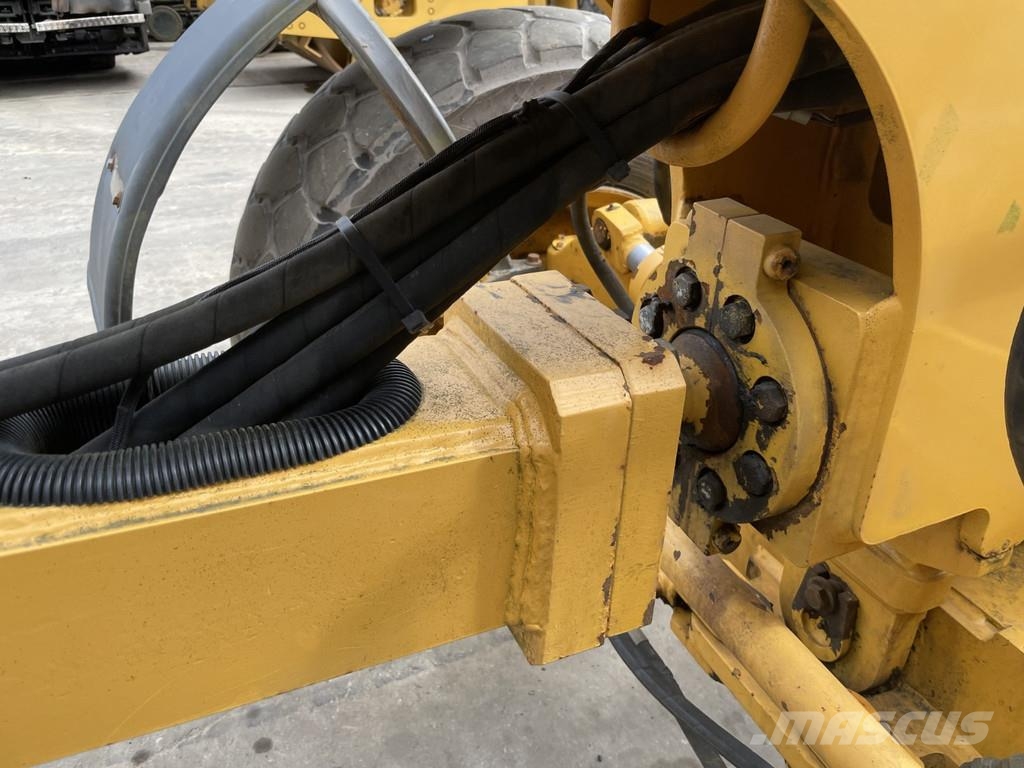 Volvo G 930R Equipamento para triagem