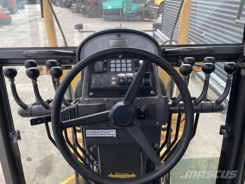 Volvo G 930R Equipamento para triagem