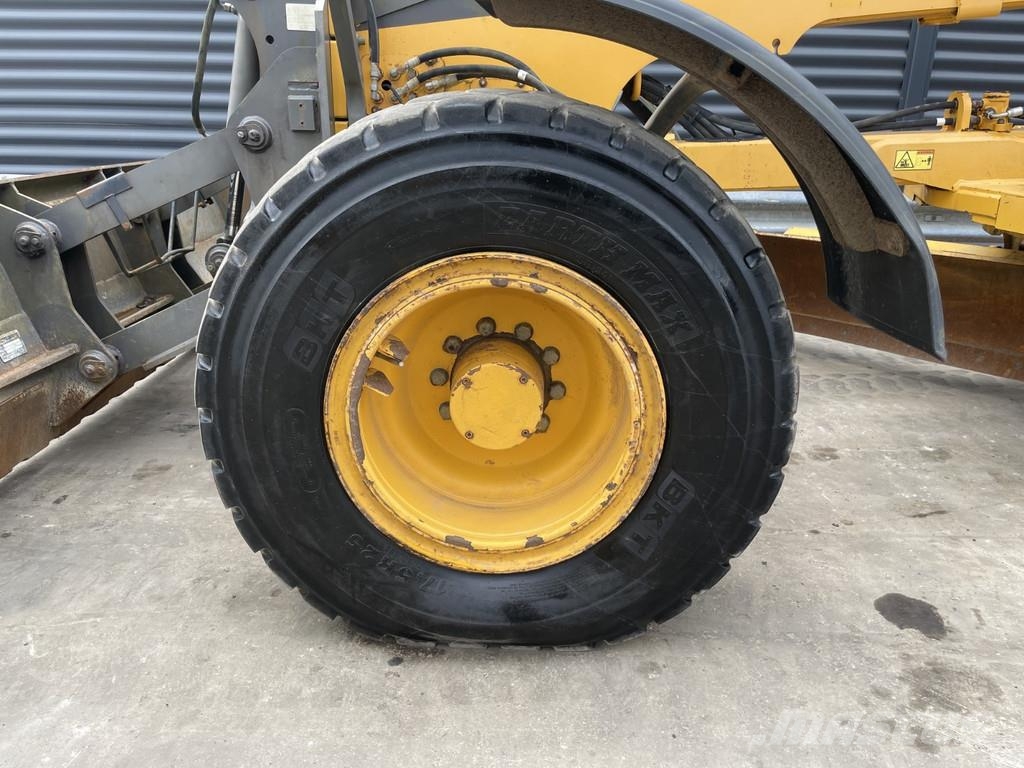 Volvo G 930R Equipamento para triagem