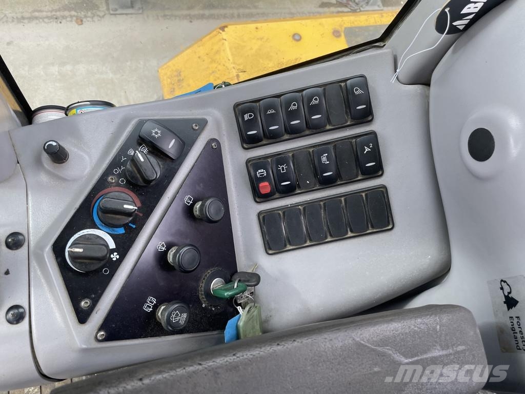 Volvo G 930R Equipamento para triagem
