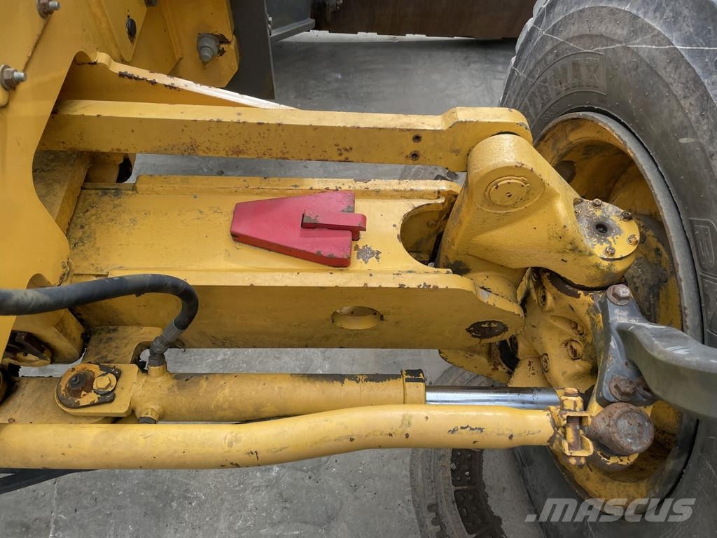 Volvo G 930R Equipamento para triagem