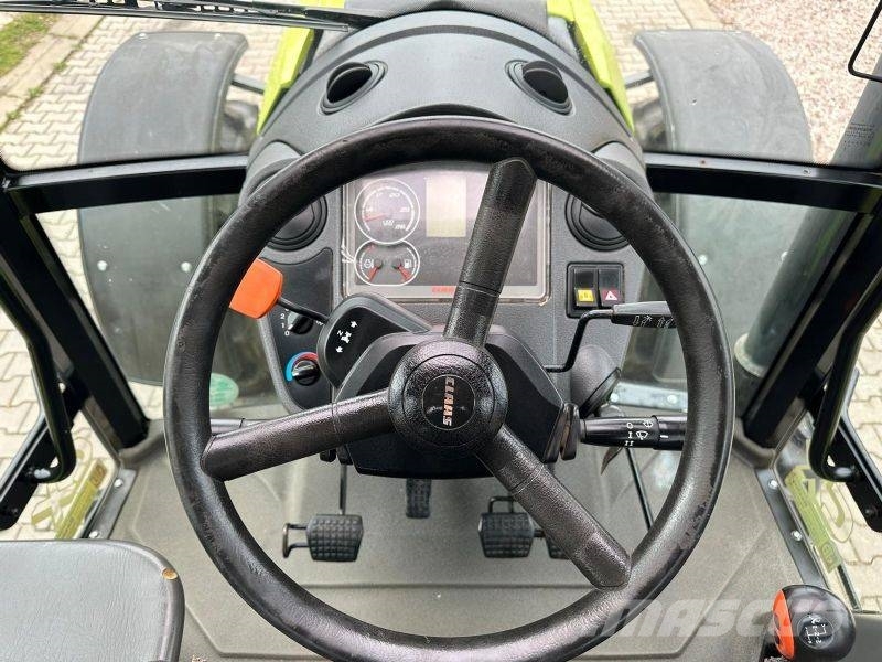 CLAAS Axos 320 Traktory