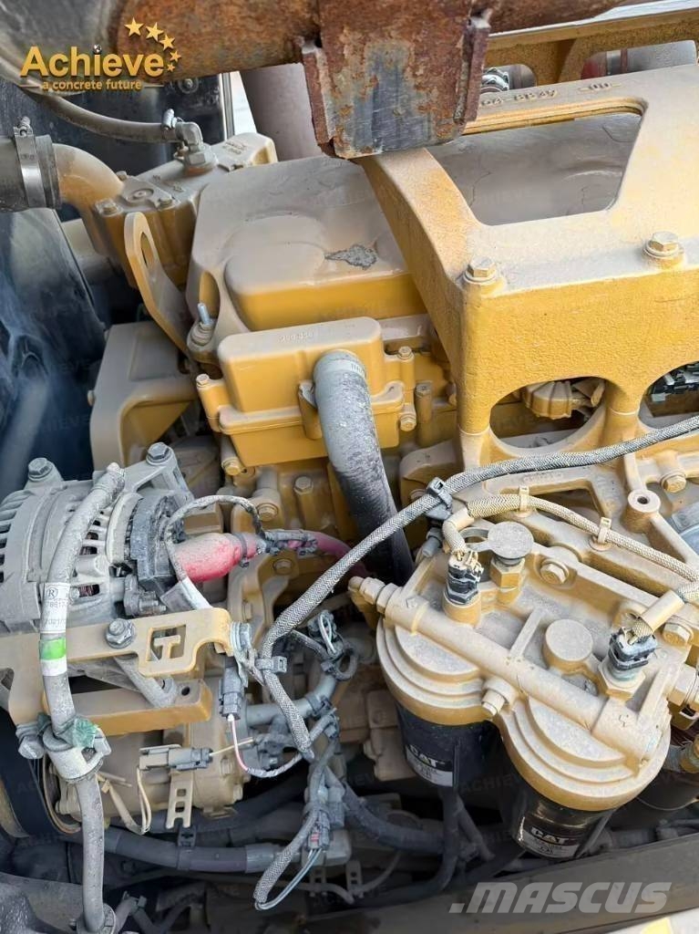 CAT 982 Pale gommate