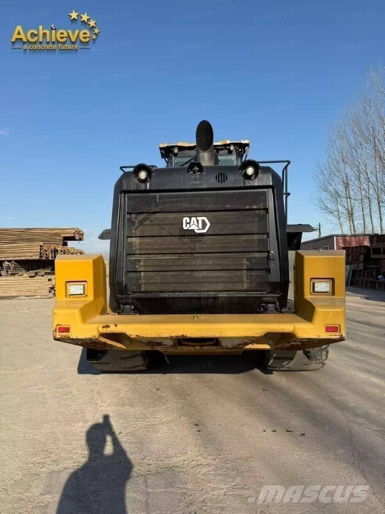 CAT 982 Pale gommate