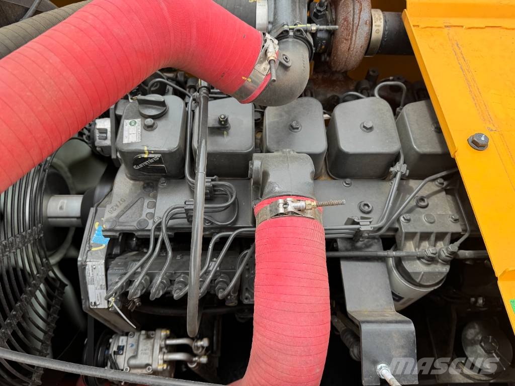 Hyundai R215L *2026 Model*  - Hammer Lines Гусеничные экскаваторы