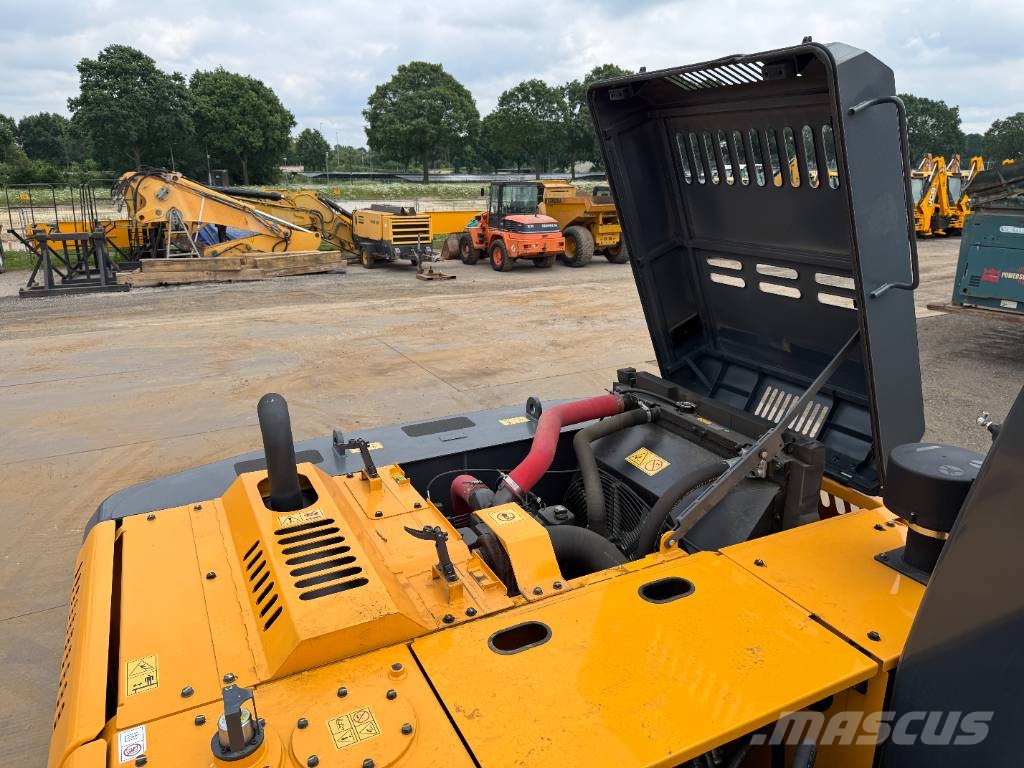 Hyundai R215L *2026 Model*  - Hammer Lines Гусеничные экскаваторы