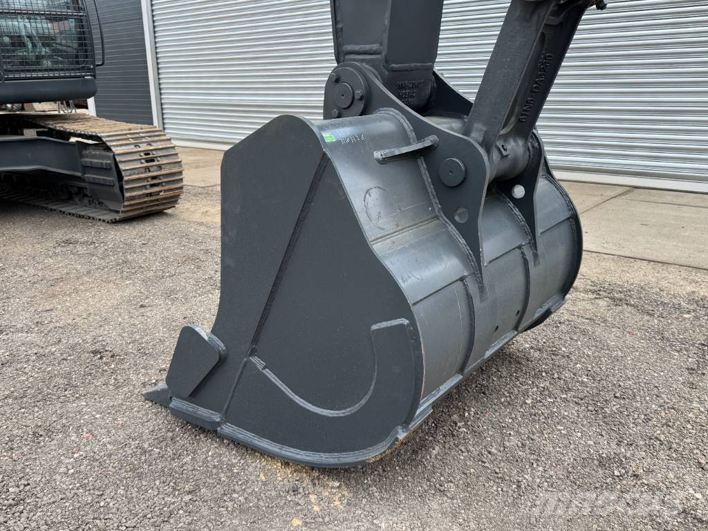 Hyundai R215L *2026 Model*  - Hammer Lines Гусеничные экскаваторы