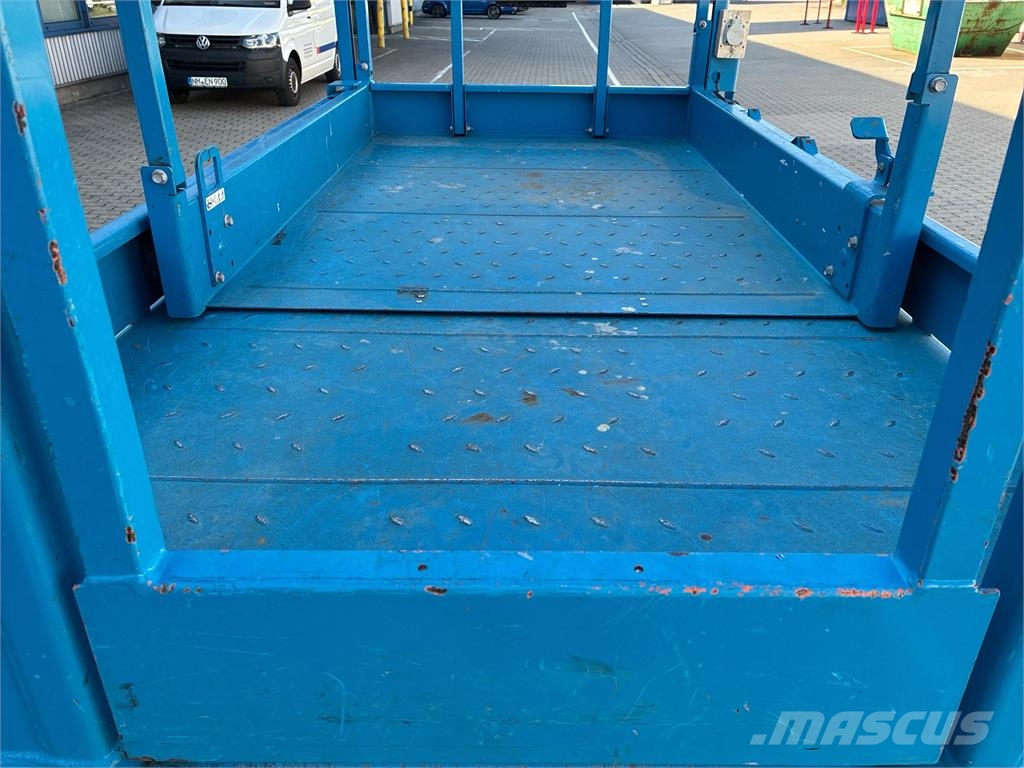 Genie GS 2646 E-Drive Scissor lifts
