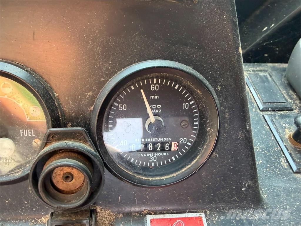 John Deere 1072 ماكينات زراعية - غير ذلك