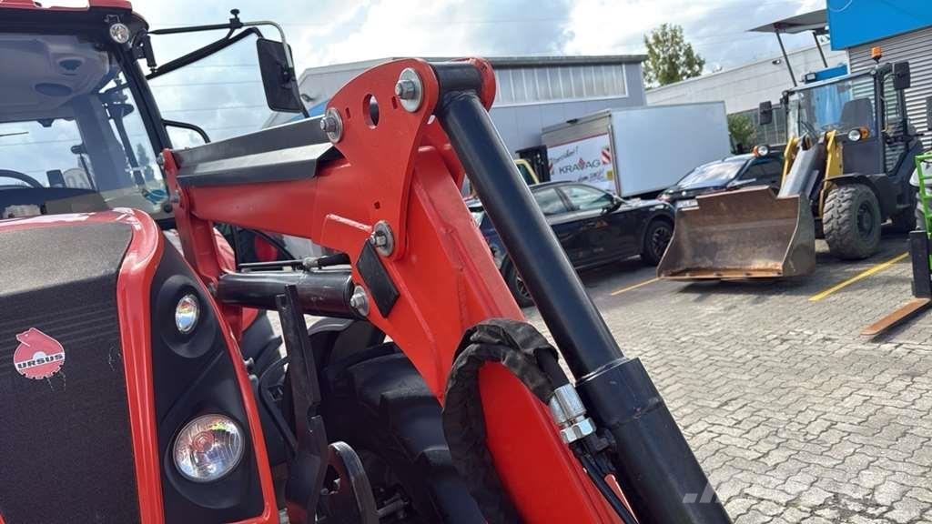 Ursus C-3110 Traktorer