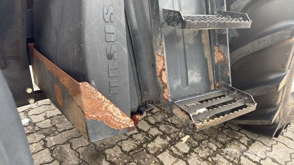 Ursus C-3110 Traktorer