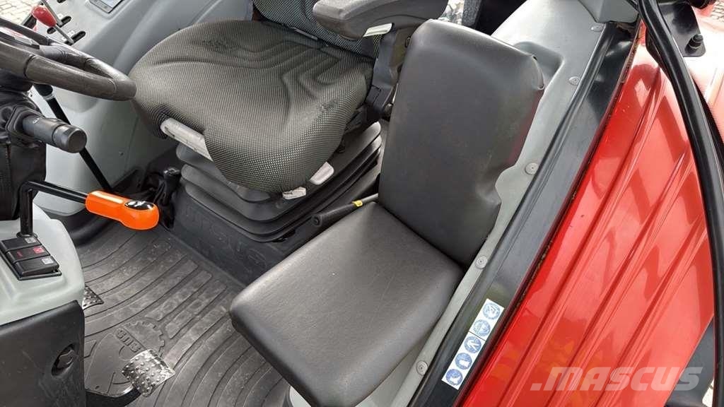 Ursus C-3110 Traktorer