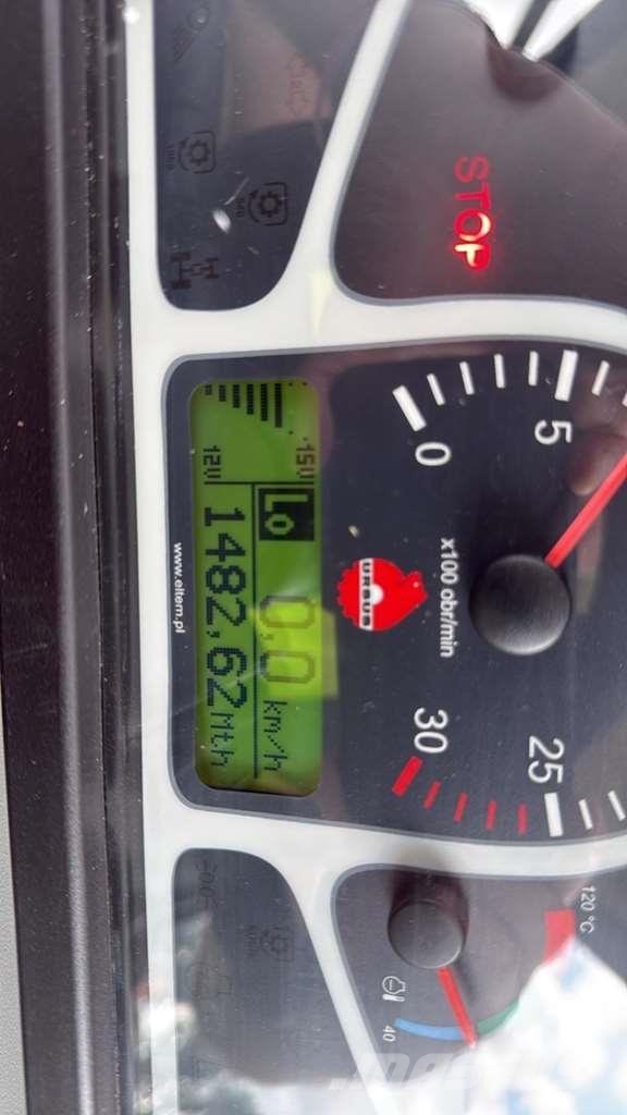 Ursus C-3110 Traktorer