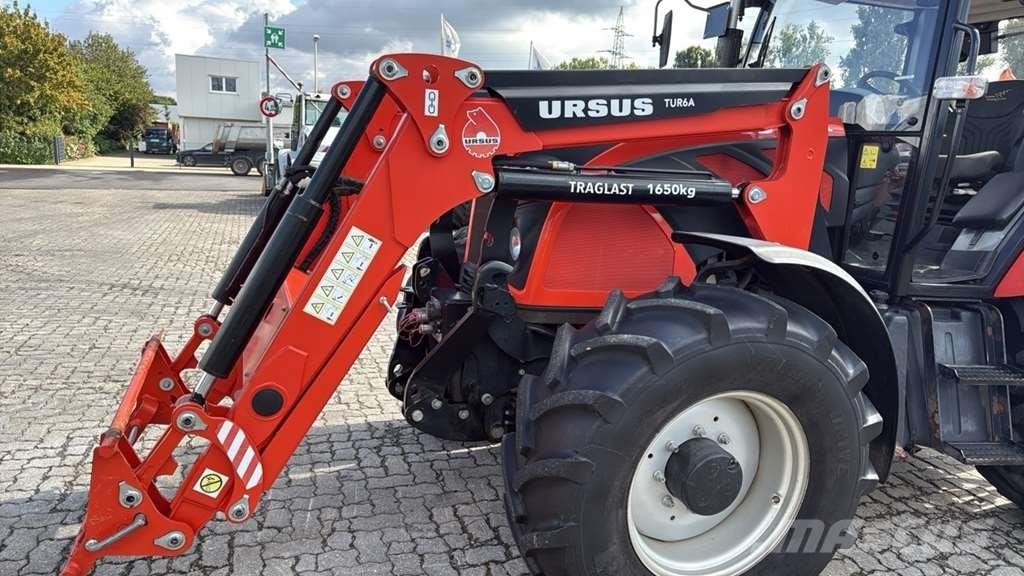 Ursus C-3110 Traktori