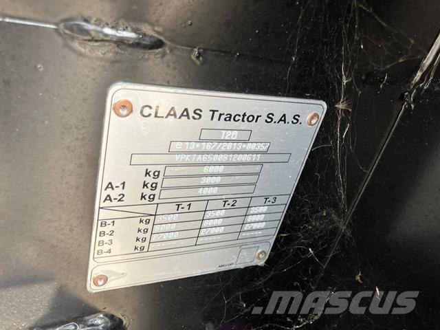 CLAAS Axos 240 Advanced Traktory