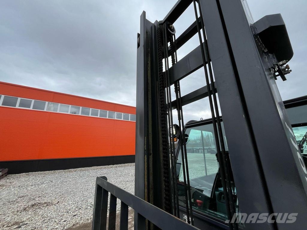 Baoli KBD 50 Rated capacity: 5000 kg / Lifting height: 4 柴油卡車